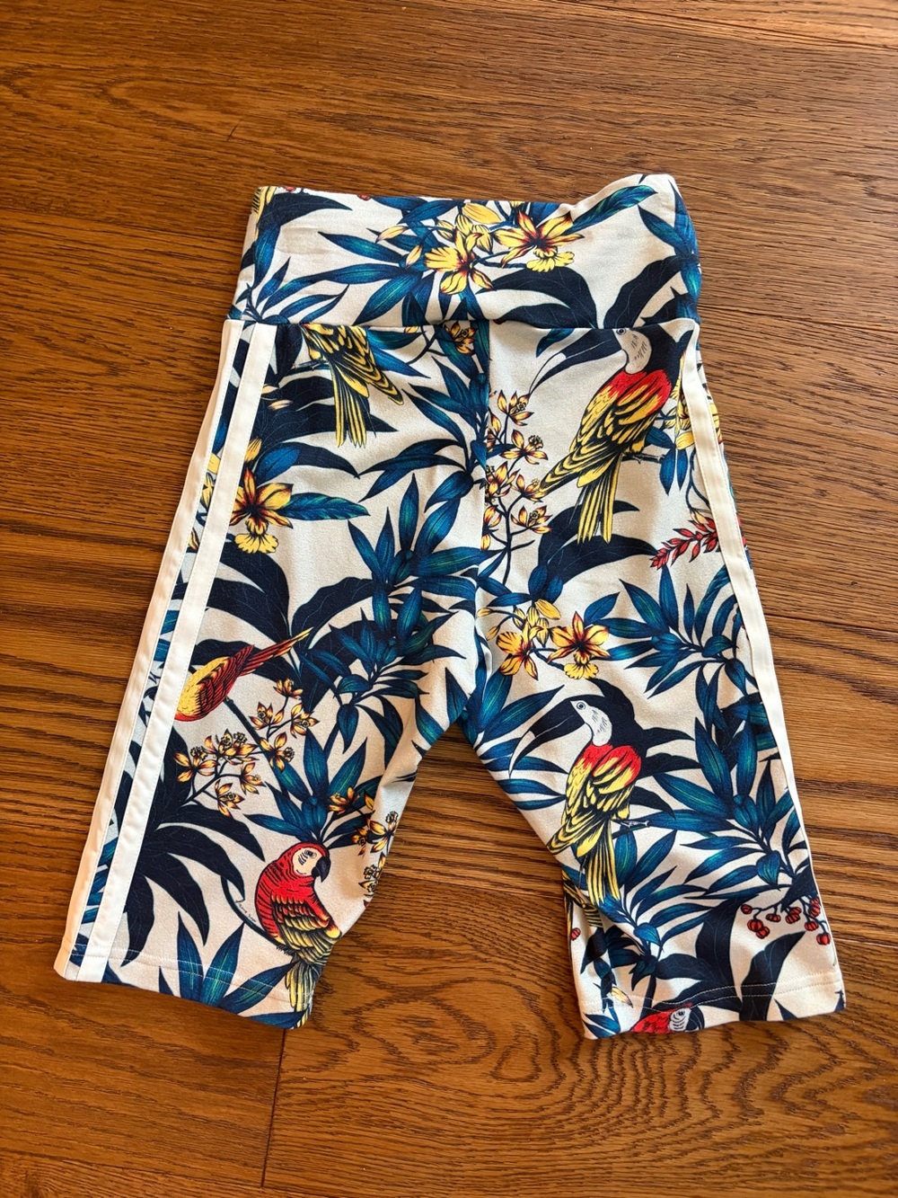 Farm Rio + Adidas Farm Bike Short NWT - Picture 5 of 6